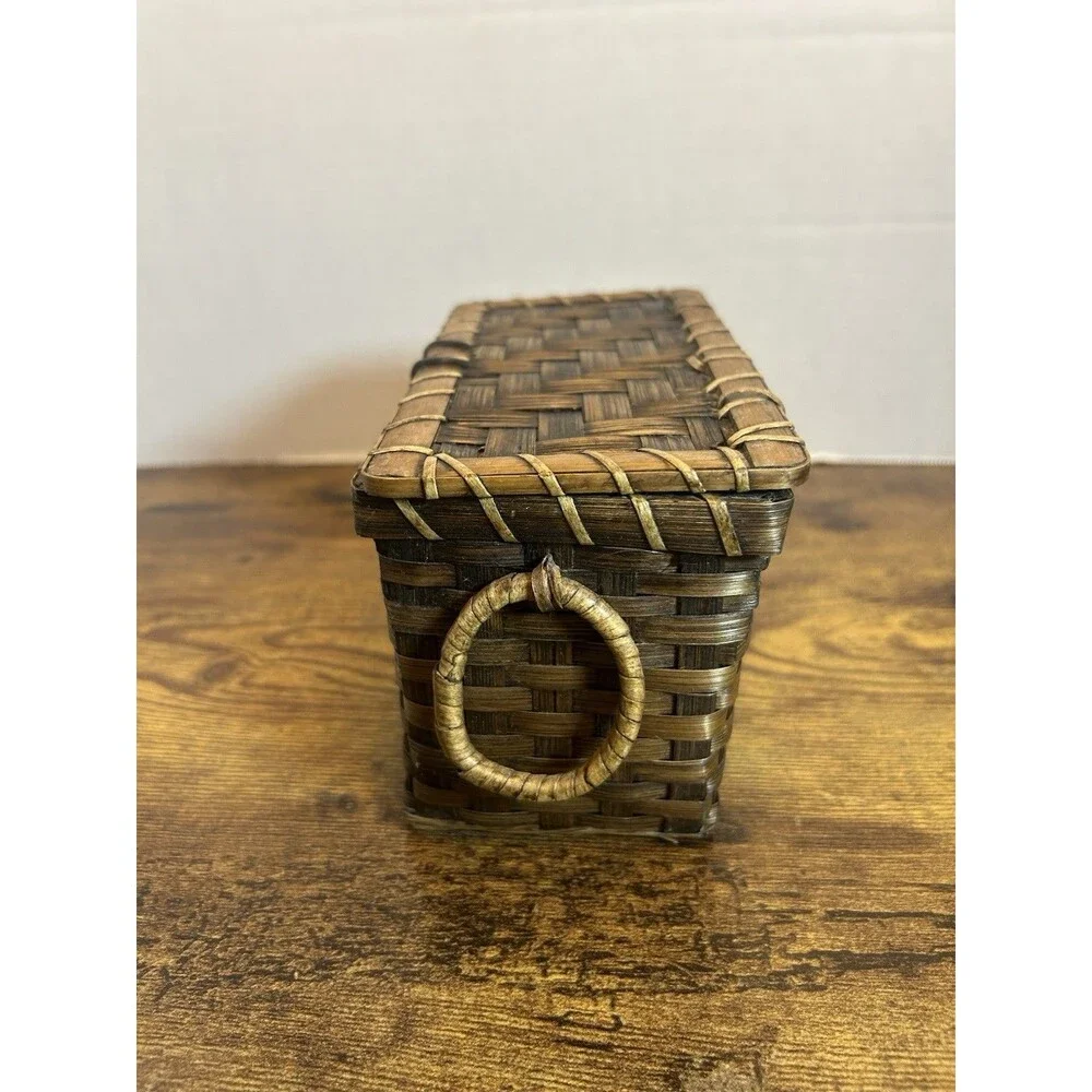 Vintage Woven Wicker Basket Hinged Lid Ring Handles Rustic Trinket Storage Decor